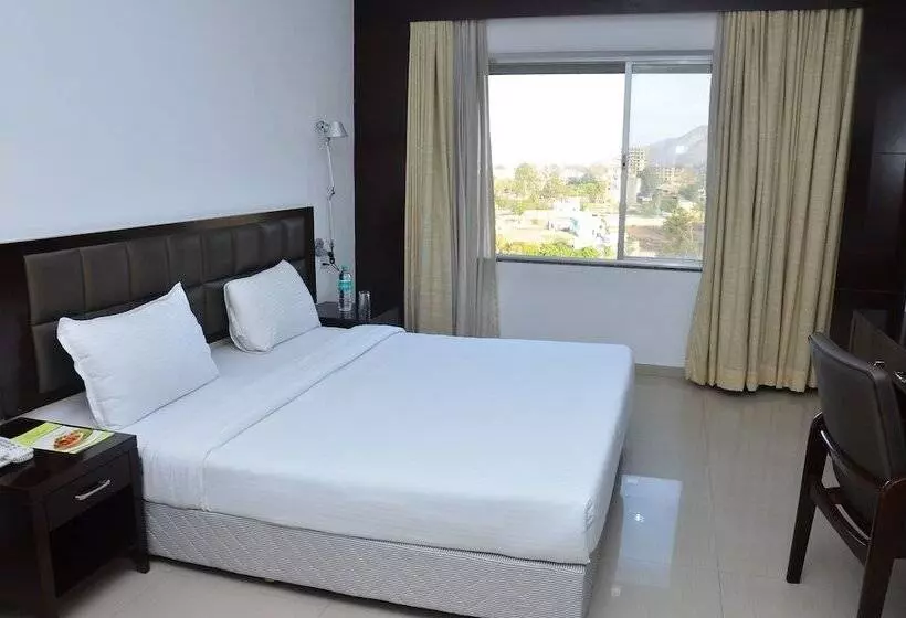 Hotelli The Fern Residency, Vadgaon   Talegaon, Pune