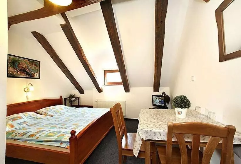 Hotelli Pension Blume
