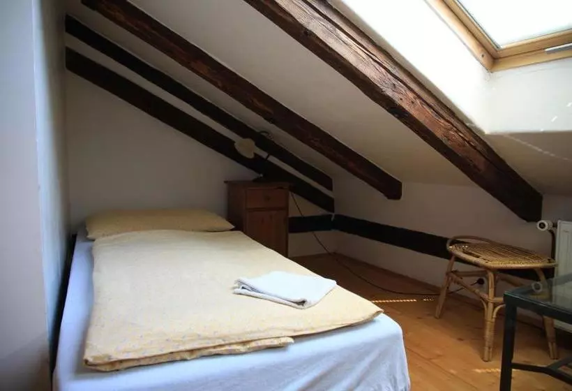 Hotelli Penzion Kamenne Slunce