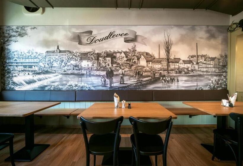 Hotel Penzion U Gigantu