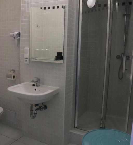 ホテル Penzion Vila Elektra