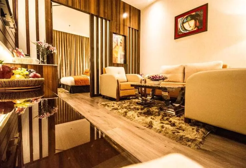 ホテル Regenta Central Amritsar