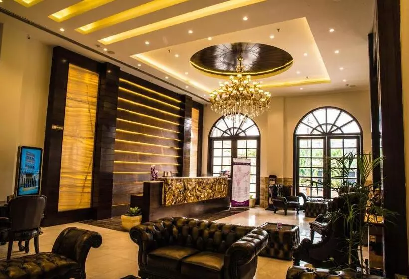 ホテル Regenta Central Amritsar