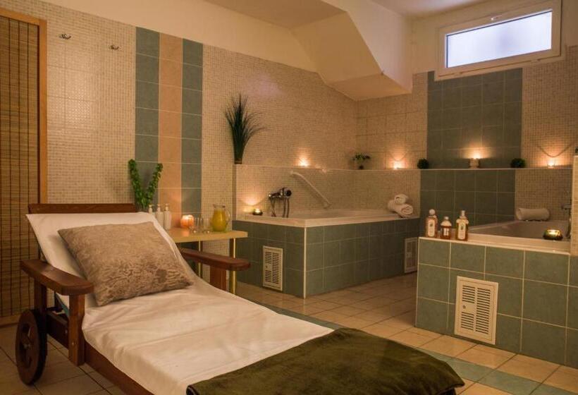 Отель Resort Lesní Lázně