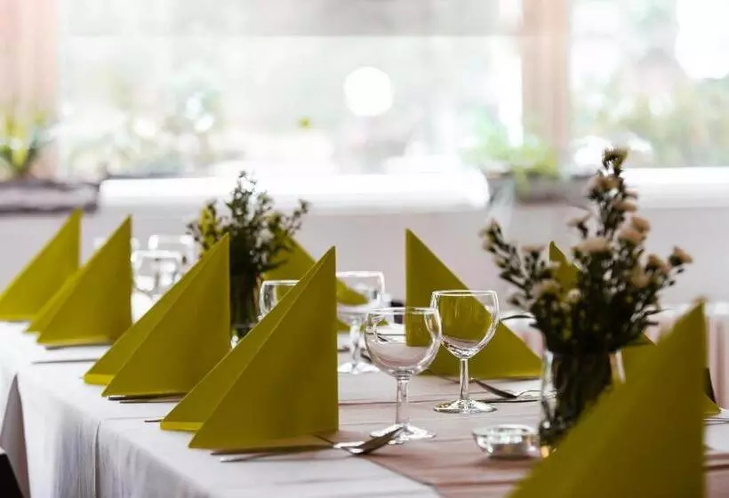 ホテル Resort Lesní Lázně