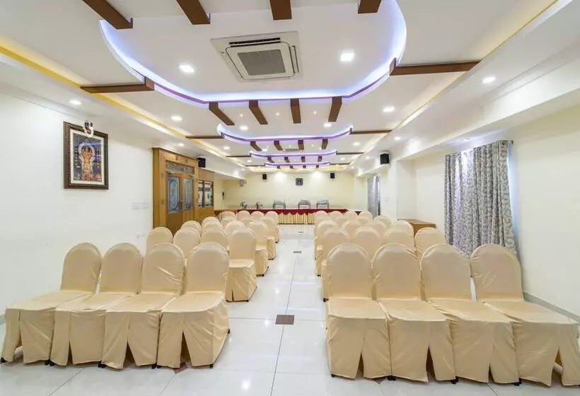 Hotelli Treebo Akshaya Lalbagh Inn