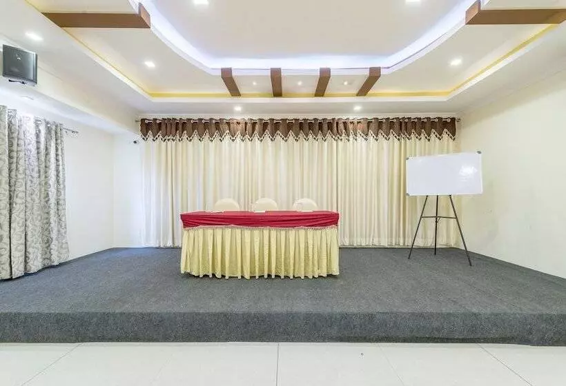 Hotelli Treebo Akshaya Lalbagh Inn