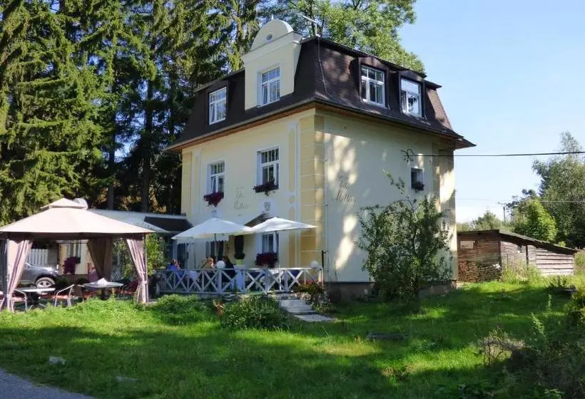 هتل Villa Meteor