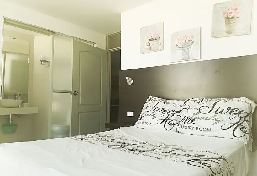 Trujillo   El Golf Apartments