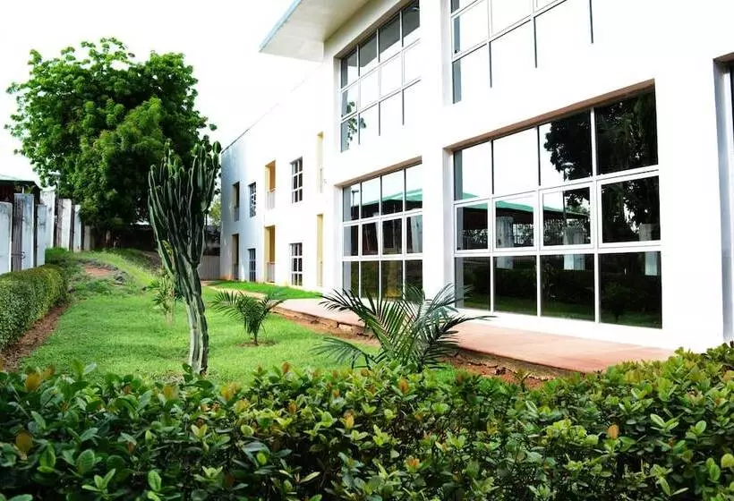 Aun Hotel Conference Centre And Spa