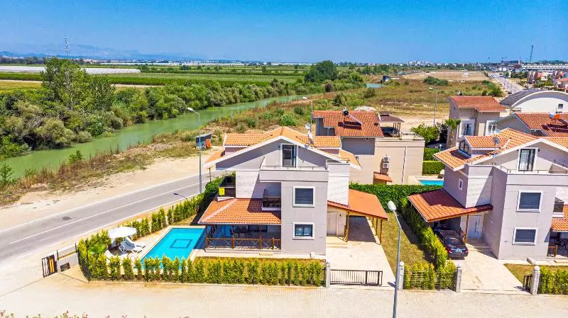 Hotelli Paradise Town Villa Belhamra