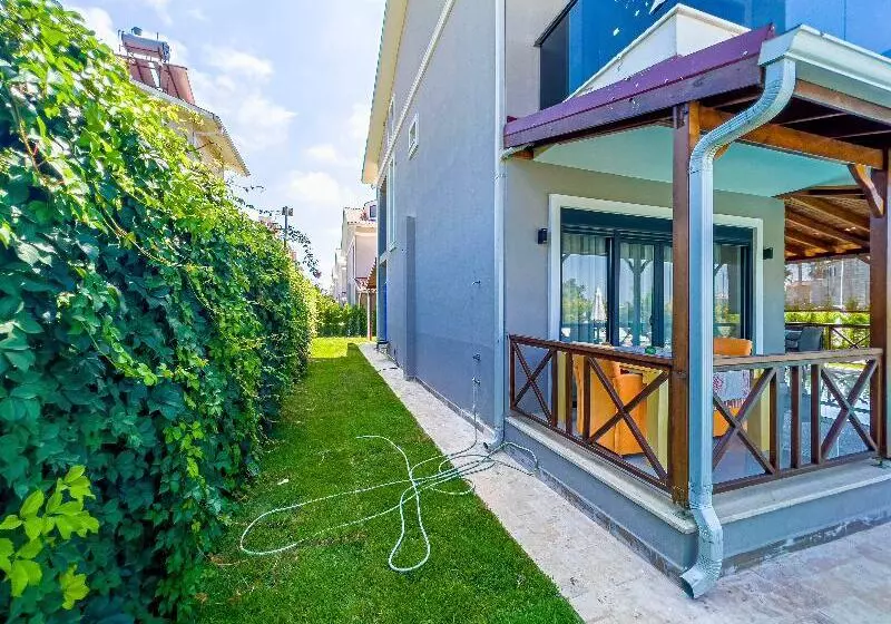 Hotelli Paradise Town Villa Belhamra