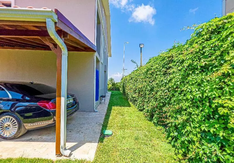 Hotelli Paradise Town Villa Belhamra