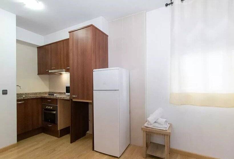 Apartamentos Araco 3000