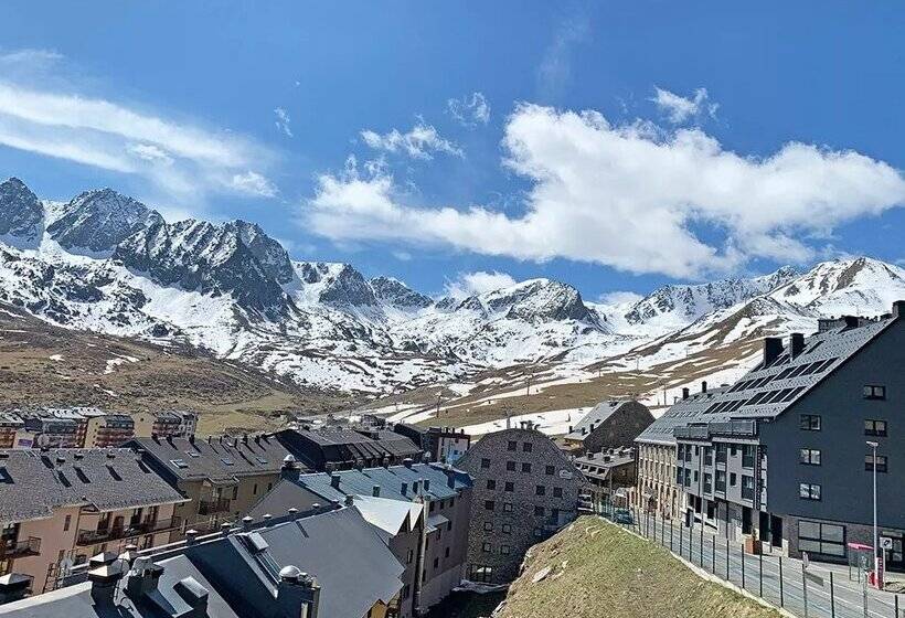 Apartamentos Araco 3000