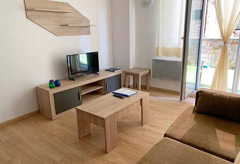 Apartamentos Araco 3000