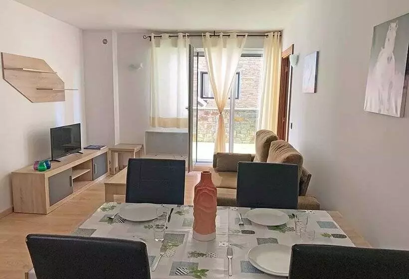 Apartamentos Araco 3000