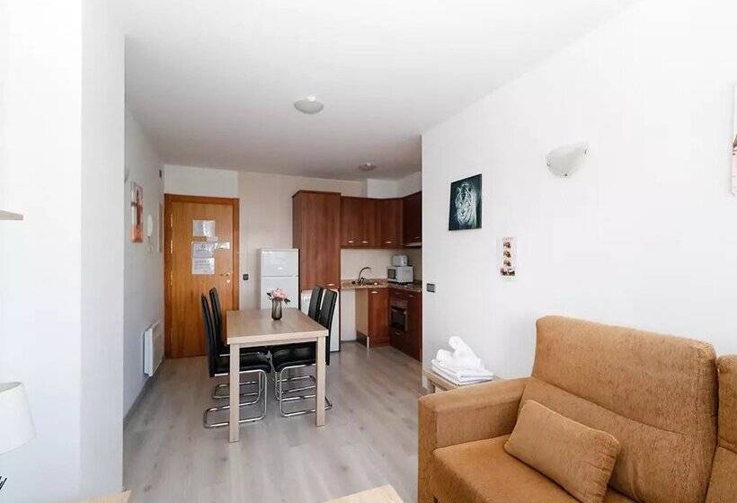 Apartamentos Araco 3000