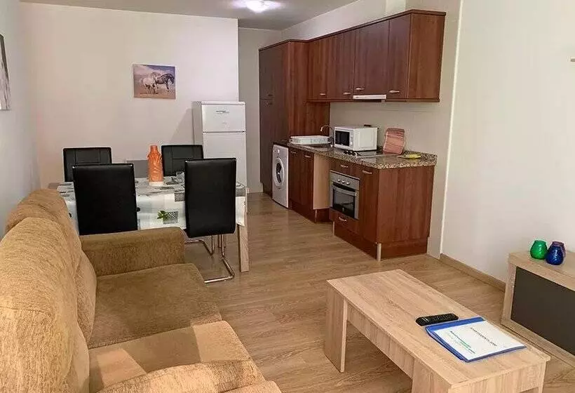 Apartamentos Araco 3000