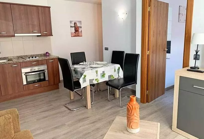 Apartamentos Araco 3000