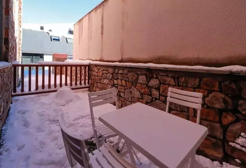 Apartamentos Araco 3000