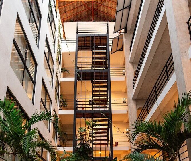 Hotel 52 Playa Del Carmen