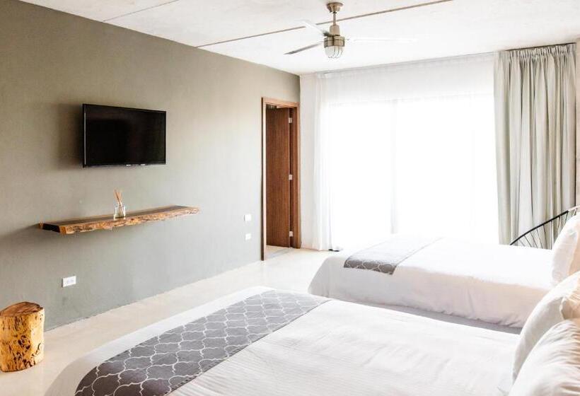 Hotel 52 Playa Del Carmen