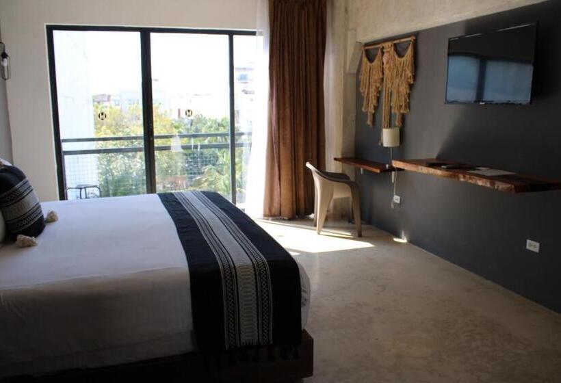 Hotel 52 Playa Del Carmen