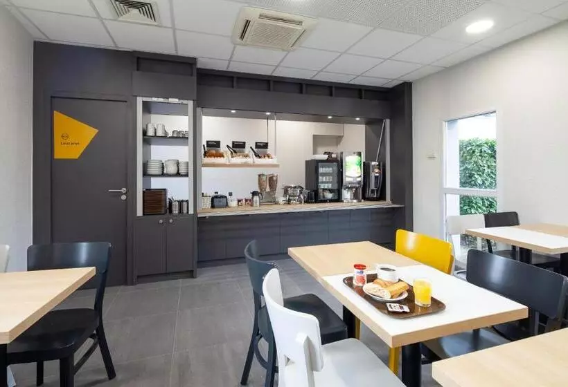 B&b Hotel Saint Witz