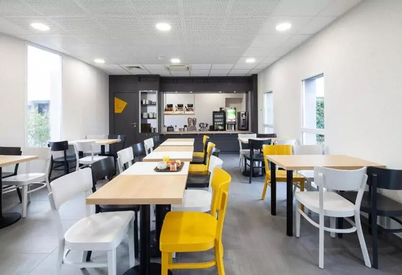 B&b Hotel Saint Witz