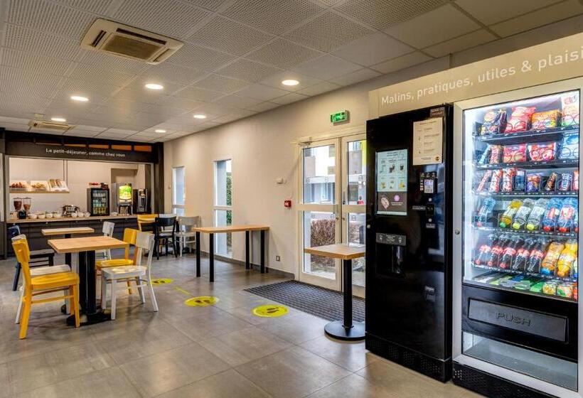 B&b Hotel Saint Witz