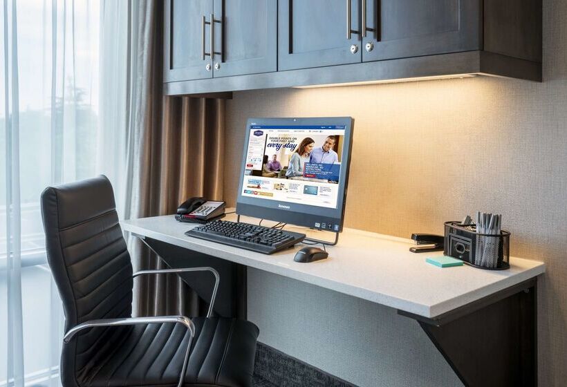 בית מלון כפרי Hampton Inn Oxford