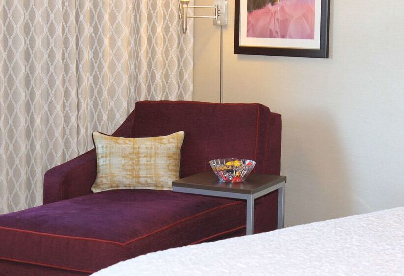 בית מלון כפרי Hampton Inn Oxford