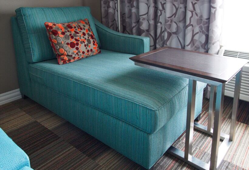 فندق Hampton Inn & Suites Moore