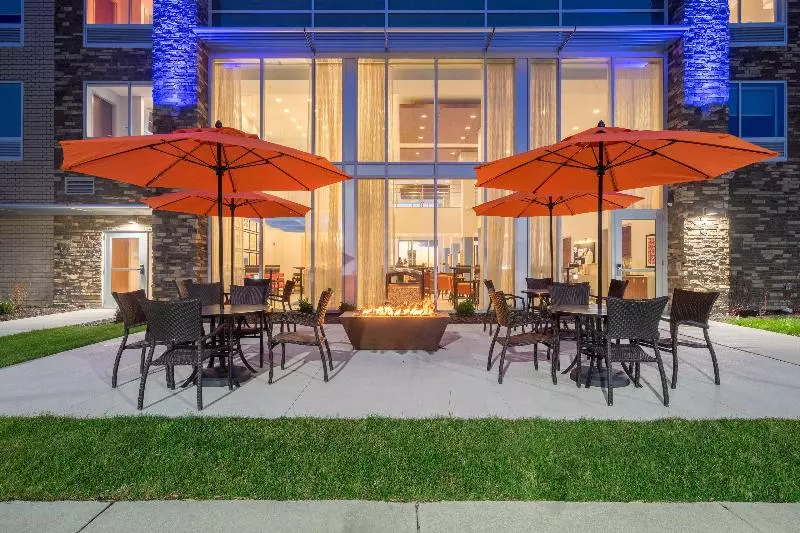 ホテル Holiday Inn Express & Suites Indianapolis Ne   Noblesville By Ihg