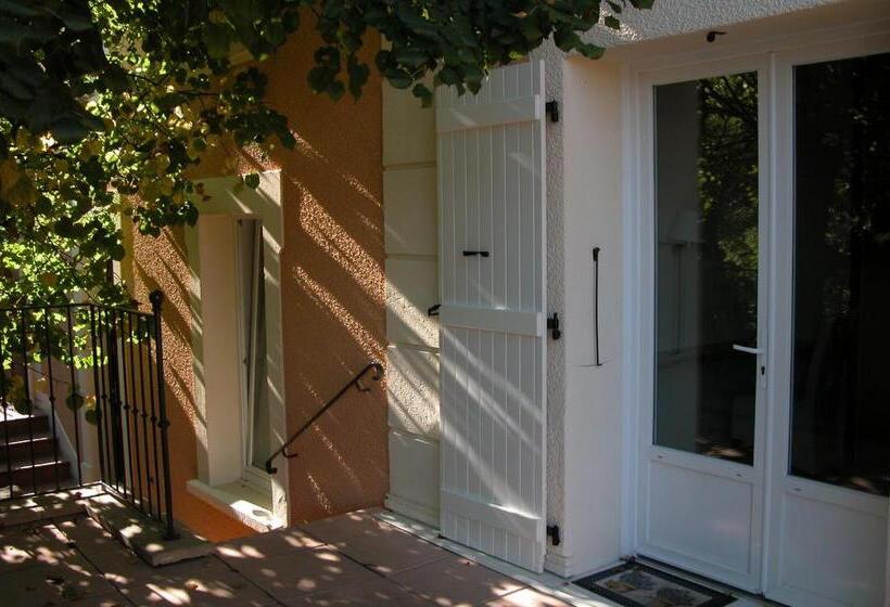 هتل Le Relais Du Vivarais