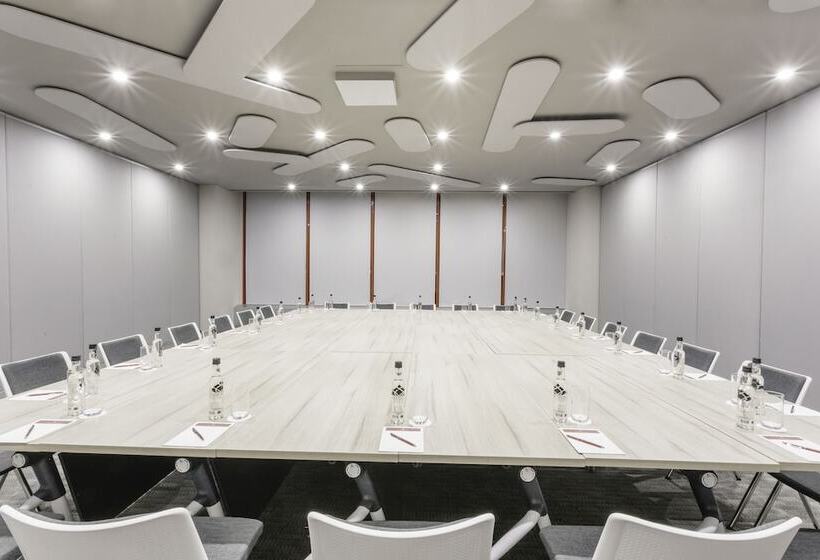 هتل Nh Collection Leon Expo