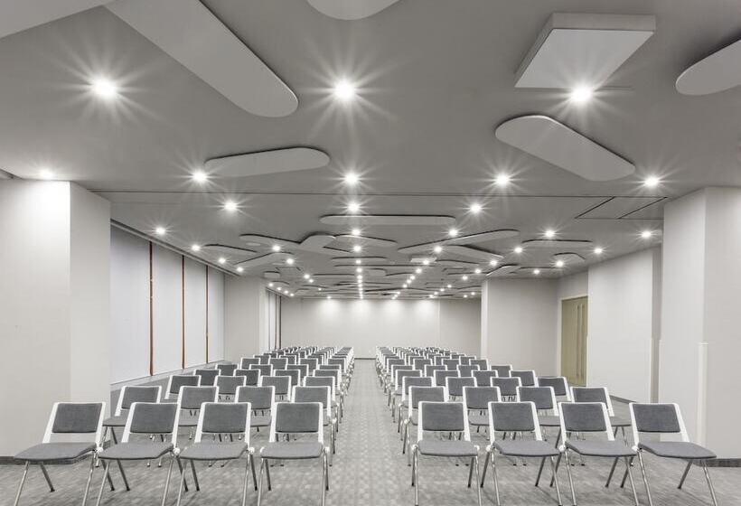 هتل Nh Collection Leon Expo