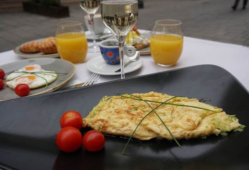 هتل The Mansion Boutique