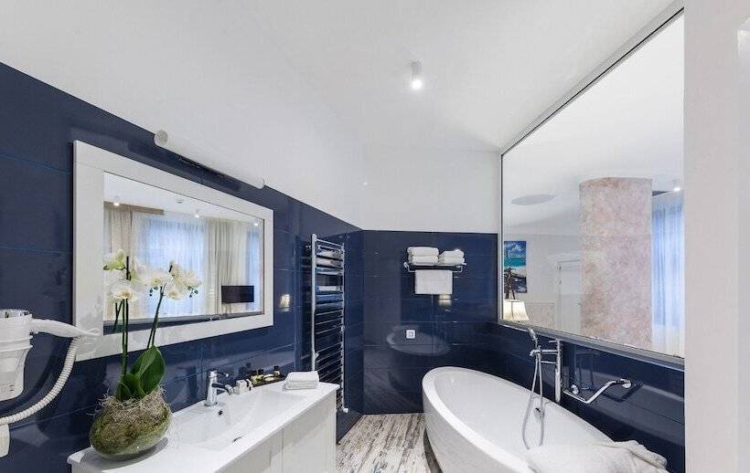 هتل The Mansion Boutique