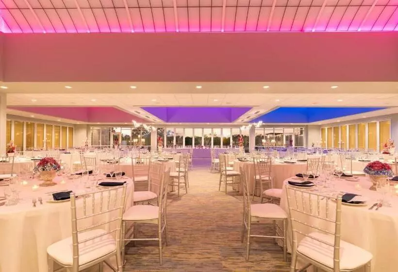 ホテル Towneplace Suites By Marriott Chicago Schaumburg