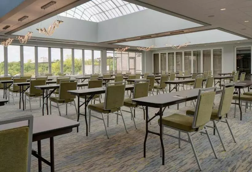ホテル Towneplace Suites By Marriott Chicago Schaumburg