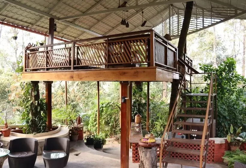 ホテル Tranquil Resort Wayanad
