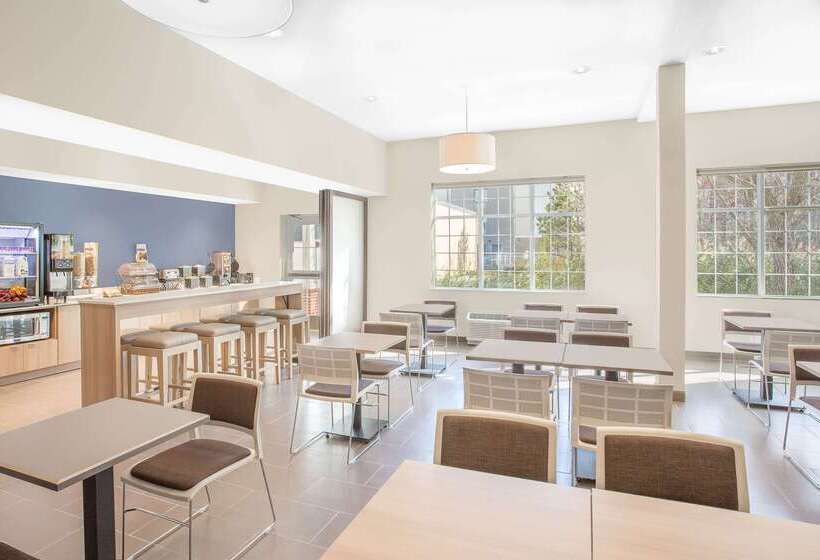 Microtel Inn & Suites By Wyndham Ocean City