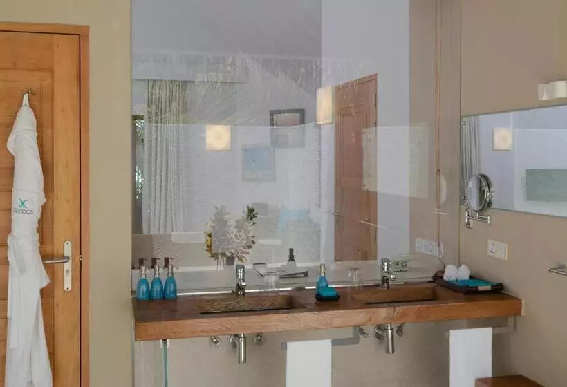 استراحتگاه Cocoon Maldives  All Inclusive
