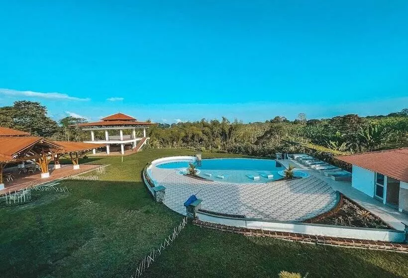 Hotelli La Casona Montañesa