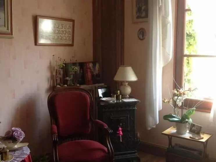 ベッドアンドブレックファースト Chambres D'hôtes Des 3 Rois
