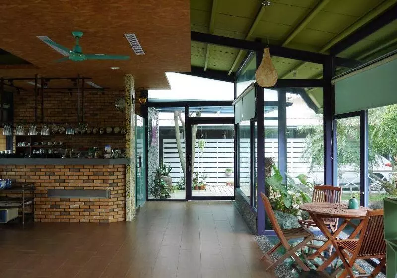 تختخواب و صبحانه Lotus Hostel Beicheng Zhuang