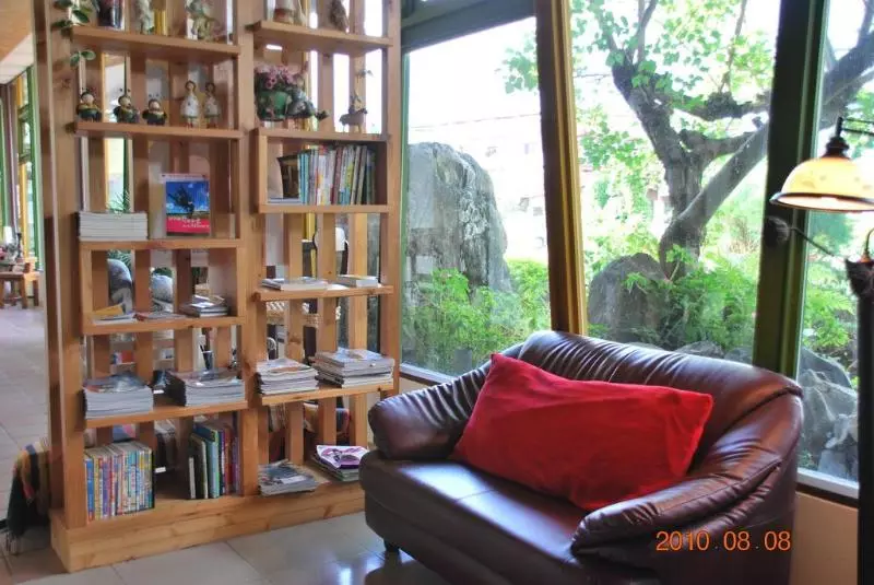 تختخواب و صبحانه Lotus Hostel Beicheng Zhuang