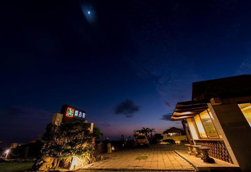 تختخواب و صبحانه Kenting Summerland Garden Resort